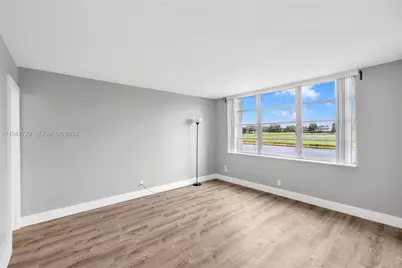 3100 W Rolling Hills Cir #109, Davie, FL 33328 - Photo 3