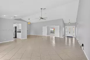 6043 Sunberry Cir, Boynton Beach, FL 33437 - Photo 3