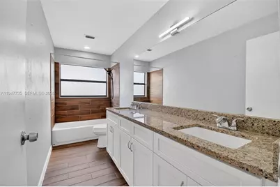 6043 Sunberry Circle, Boynton Beach, FL 33437 - Photo 21