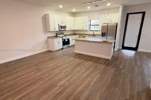 723 NE 193rd St, Miami, FL 33179 - Photo 19