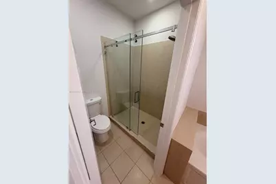 723 NE 193rd St, Miami, FL 33179 - Photo 11