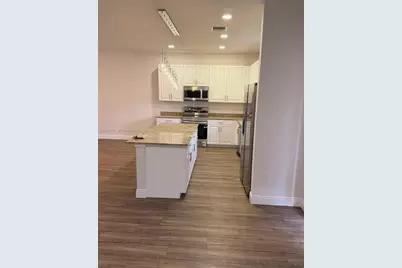 723 NE 193rd St, Miami, FL 33179 - Photo 15