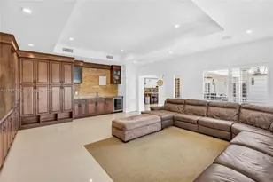 15560 NW 83rd Pl, Miami Lakes, FL 33016 - Photo 23