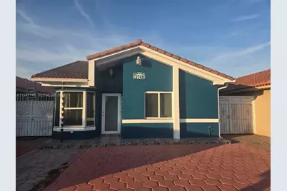 2749 W 73rd Pl, Hialeah, FL 33016 - Photo 1