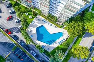 1408 Brickell Bay Dr, Miami, FL 33131 - Photo 19