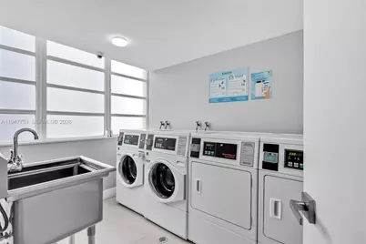 1408 Brickell Bay Dr #1206, Miami, FL 33131 - Photo 25