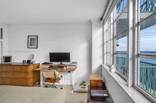 1408 Brickell Bay Dr, Miami, FL 33131 - Photo 15