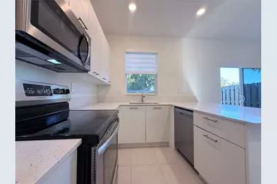 12433 NW 23rd Ct, Miami, FL 33167 - Photo 19