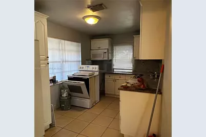 732 Moffett St #4A, Hallandale Beach, FL 33009 - Photo 7