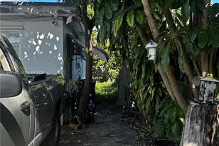 732 Moffett St, Hallandale Beach, FL 33009 - Photo 53