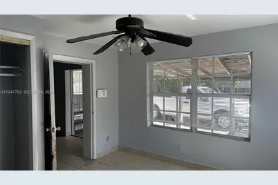 732 Moffett St #4A, Hallandale Beach, FL 33009 - Photo 33