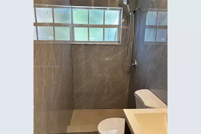 732 Moffett St #4A, Hallandale Beach, FL 33009 - Photo 5