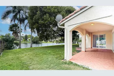 2398 SW 132nd Ter, Miramar, FL 33027 - Photo 3