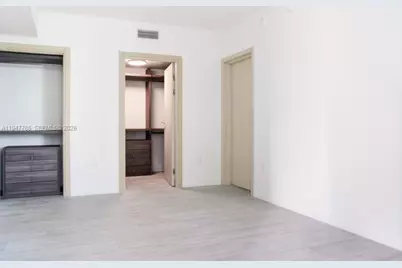 1000 Brickell Plz #3409, Miami, FL 33131 - Photo 13