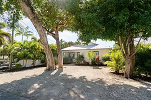 37 Bonefish Ave, Key Largo, FL 33037 - Photo 3