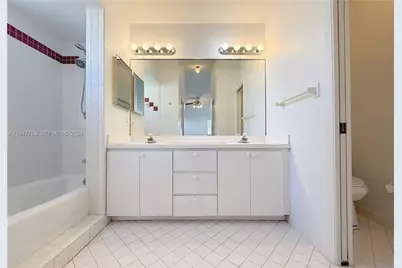 10029 SW 223rd Ln, Cutler Bay, FL 33190 - Photo 17