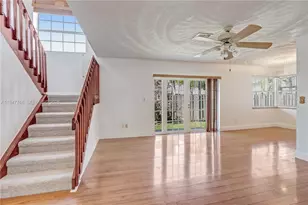 10029 SW 223rd Ln, Cutler Bay, FL 33190 - Photo 5