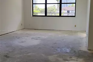 18151 NE 31st Ct, Aventura, FL 33160 - Photo 5