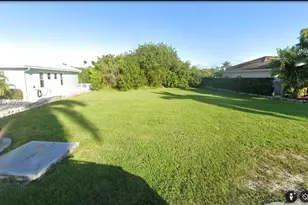 250 13th St, Key Colony Beach, FL 33051 - Photo 1