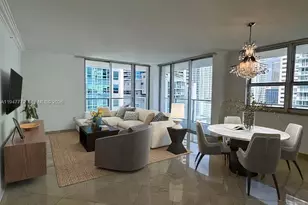 1155 Brickell Bay Dr, Miami, FL 33131 - Photo 3