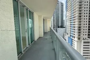 1155 Brickell Bay Dr, Miami, FL 33131 - Photo 25