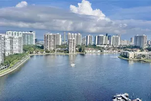 2750 NE 183rd St, Aventura, FL 33160 - Photo 31