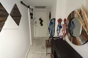 800 NE 195th St, Miami, FL 33179 - Photo 35