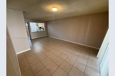 831 NE 207th Ln #2-202, Miami, FL 33179 - Photo 5