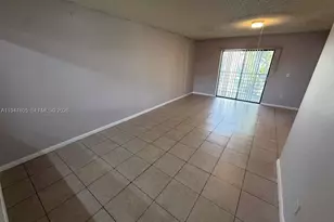 831 NE 207th Ln, Miami, FL 33179 - Photo 9