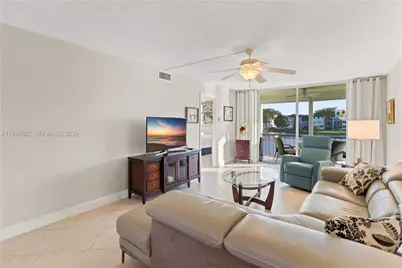 9500 N Hollybrook Lake Dr #5-206, Pembroke Pines, FL 33025 - Photo 13