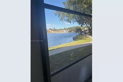 412 Briarwood Cir #2-23, Hollywood, FL 33024 - Photo 25