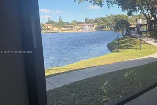 412 Briarwood Cir, Hollywood, FL 33024 - Photo 25