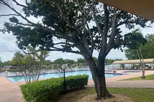 412 Briarwood Cir, Hollywood, FL 33024 - Photo 29