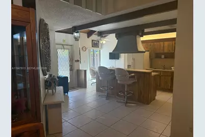 412 Briarwood Cir #2-23, Hollywood, FL 33024 - Photo 7