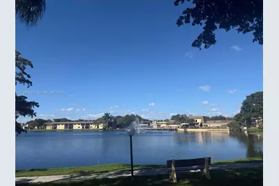 412 Briarwood Cir #2-23, Hollywood, FL 33024 - Photo 27