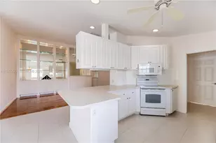 8528 SE Retreat Dr, Hobe Sound, FL 33455 - Photo 17