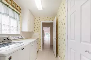 8528 SE Retreat Dr, Hobe Sound, FL 33455 - Photo 27