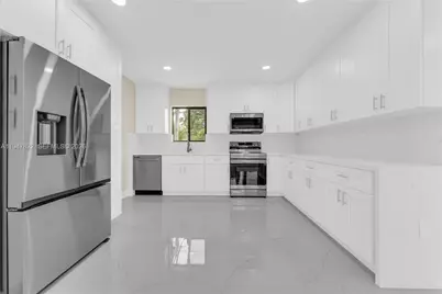141 NE 122nd St, North Miami, FL 33161 - Photo 9