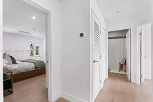 7753 NW 189th St, Hialeah, FL 33015 - Photo 7