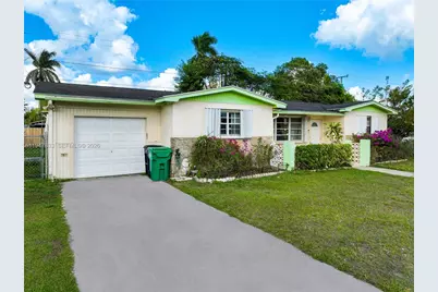 15621 SW 298th Ter, Homestead, FL 33033 - Photo 3