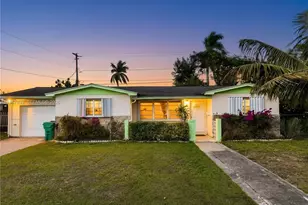 15621 SW 298th Terrace, Homestead, FL 33033 - Photo 1