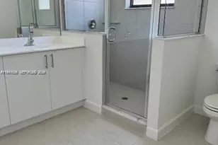 269 SW 159th Ln, Pembroke Pines, FL 33027 - Photo 7