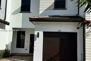 269 SW 159th Ln, Pembroke Pines, FL 33027 - Photo 1