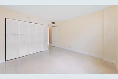 430 Golden Isles Dr #707, Hallandale Beach, FL 33009 - Photo 9