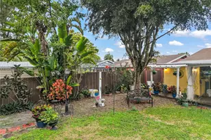 7808 SW 8th Ct, North Lauderdale, FL 33068 - Photo 37