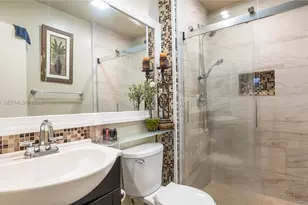 7808 SW 8th Ct, North Lauderdale, FL 33068 - Photo 17