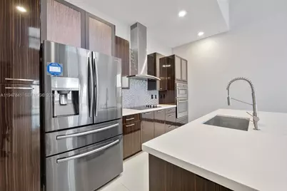 15722 NW 88th Ave, Miami Lakes, FL 33018 - Photo 23