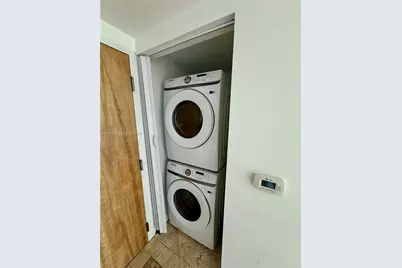 350 S Miami Ave #3008, Miami, FL 33130 - Photo 5
