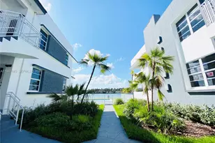 960 Bay Dr, Miami Beach, FL 33141 - Photo 1