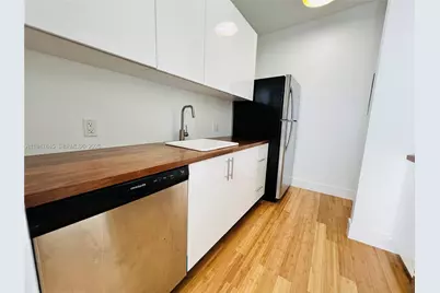 960 Bay Dr #902, Miami Beach, FL 33141 - Photo 9